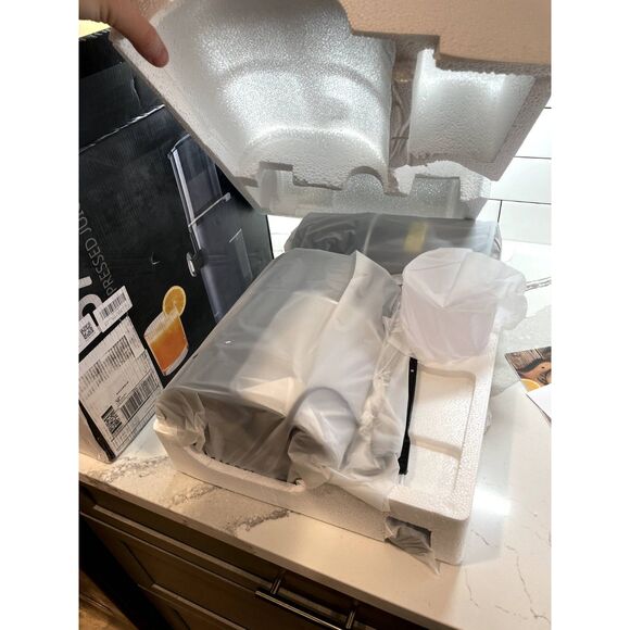 TEBAL Masticating Cold Press Juicer, NEW OPENED BOX - Picture 4 of 8